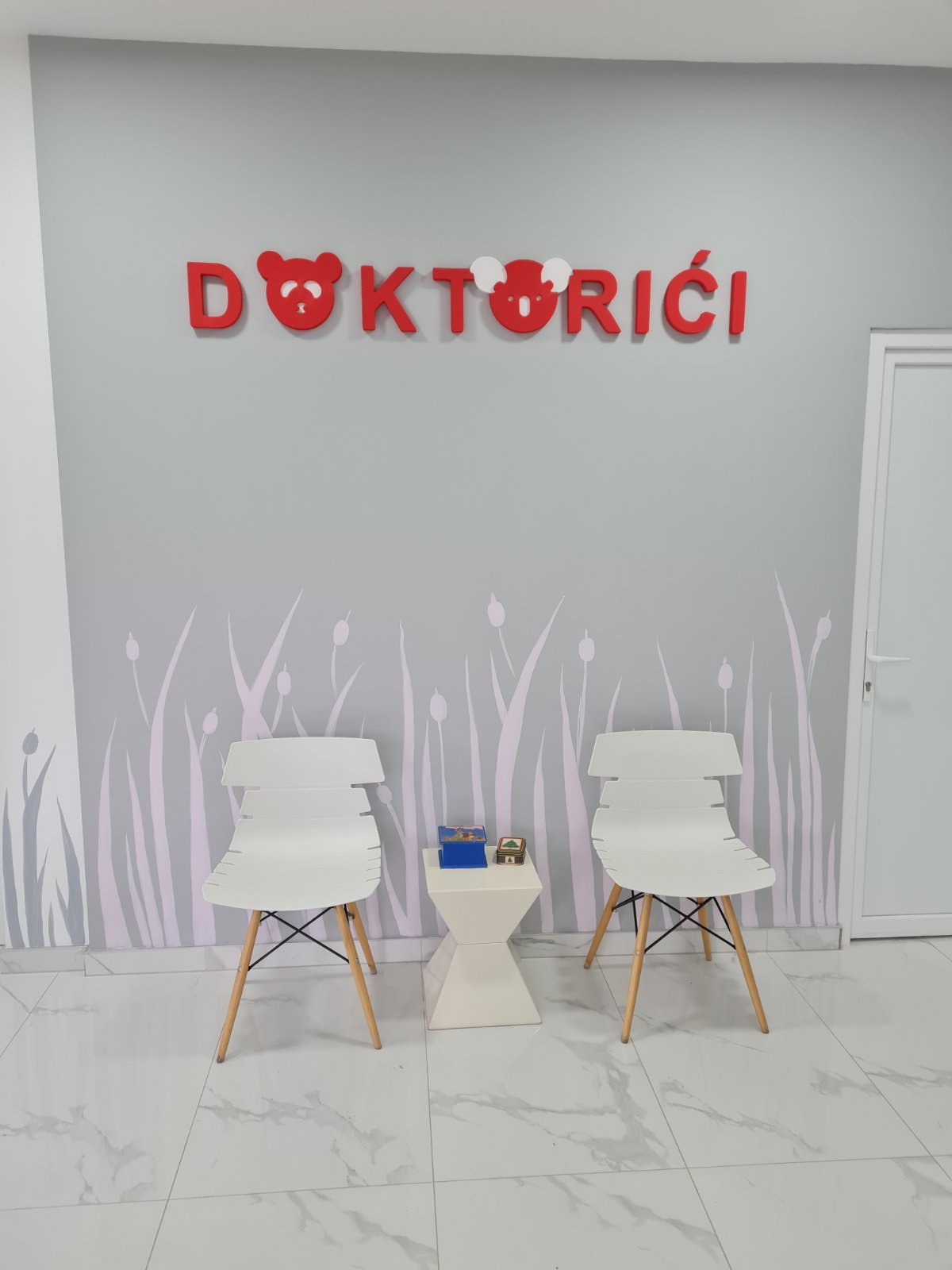 Pedijatrijska ordinacija Doktorići — enterijer